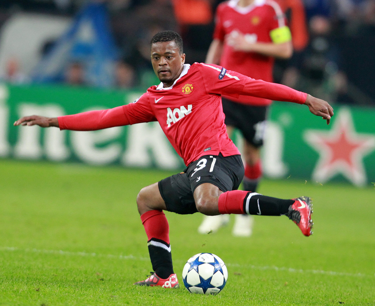 防守球员不 防守球员不